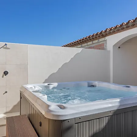 Holiday home Horu *
